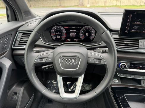 Certified 2023 Audi Q5 2.0T Premium Plus w/ Premium Plus Package AWD/4WD image 10