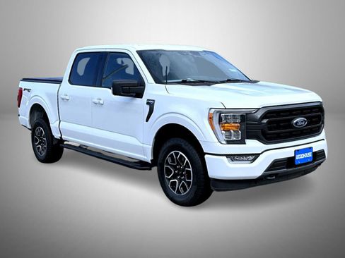 Used 2021 Ford F150 XLT w/ Equipment Group 302A High AWD/4WD image 3