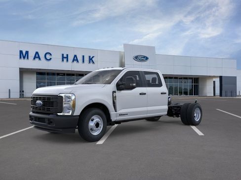 New 2026 Ford F350 XL RWD image 1