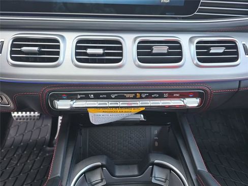 New 2026 Mercedes-Benz GLE 63 AMG S image 31