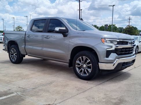 Used 2023 Chevrolet Silverado 1500 LT AWD/4WD image 15
