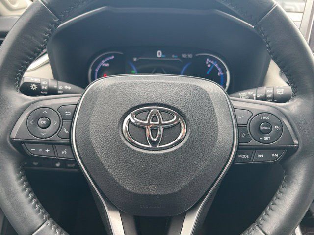 Used 2022 Toyota RAV4 Limited w/ Limited Grade Weather Package AWD/4WD image 24