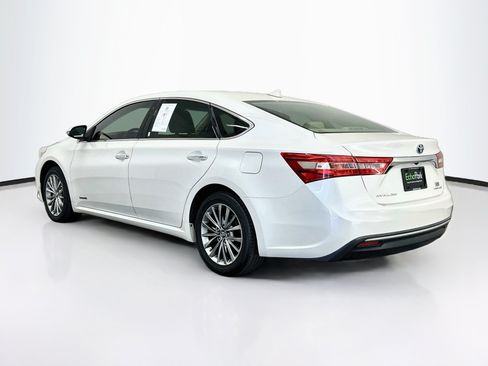 Used 2018 Toyota Avalon Limited w/ All Weather Liner Package FWD image 5