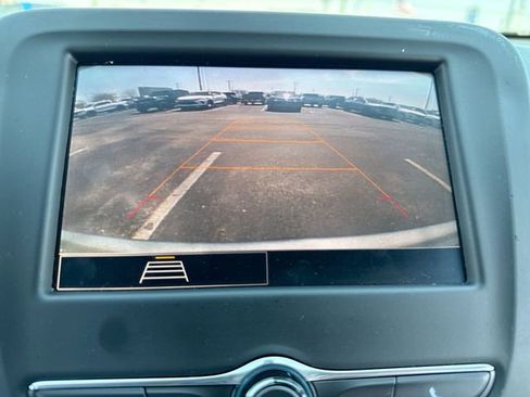 Used 2023 Chevrolet Equinox LS AWD/4WD image 17