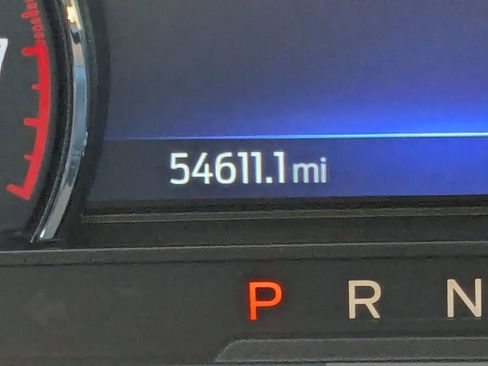 Used 2023 Ford Explorer ST-Line w/ Class IV Trailer Tow Package image 30