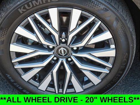 Used 2025 Nissan Altima 2.5 SV AWD/4WD image 10