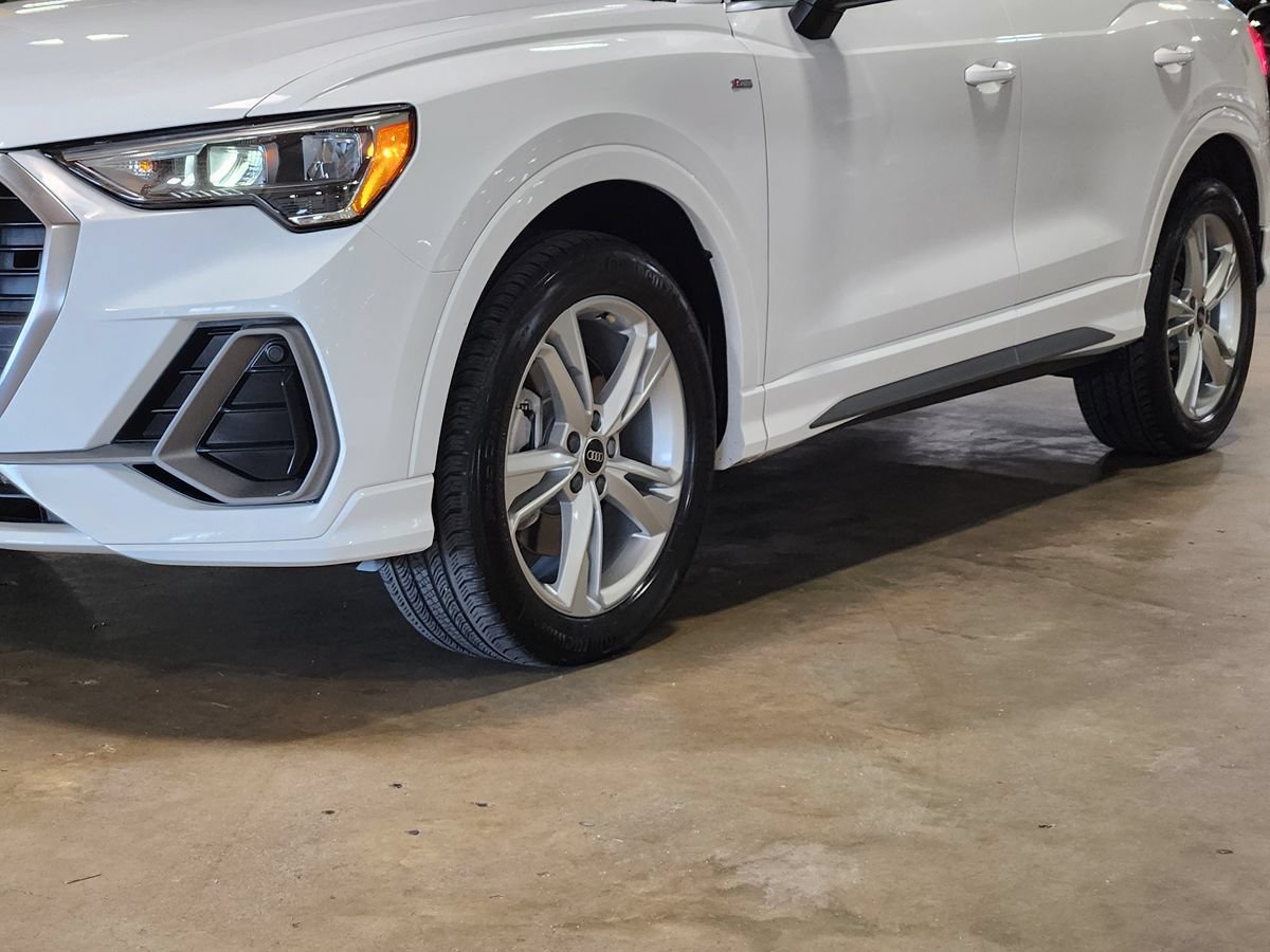 Used 2022 Audi Q3 2.0T Premium AWD/4WD image 17