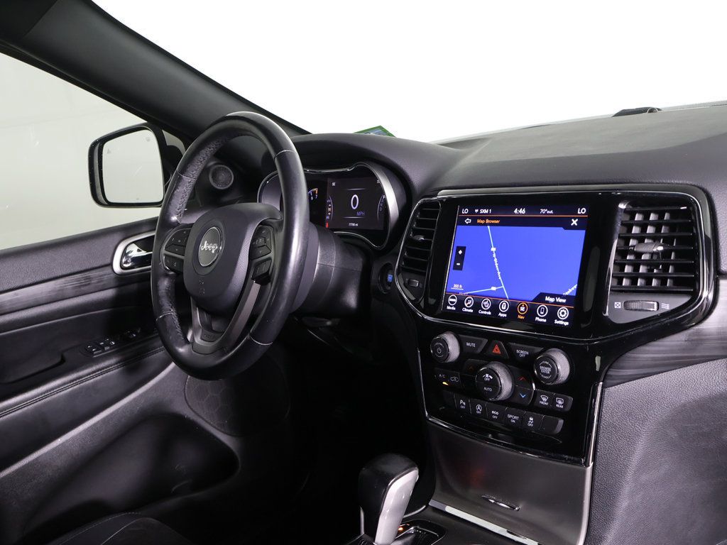 Used 2020 Jeep Grand Cherokee Altitude AWD/4WD image 26