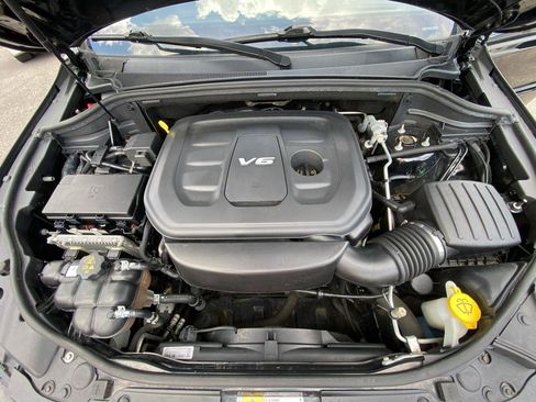 Used 2017 Jeep Grand Cherokee Laredo w/ Quick Order Package 23E AWD/4WD image 21