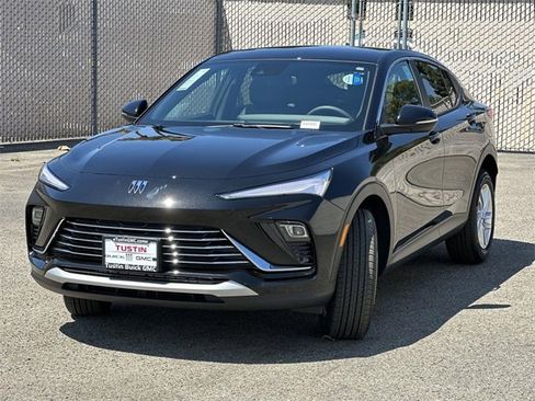 New 2025 Buick Envista Preferred image 6