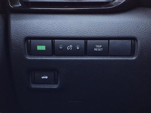 Used 2021 Nissan Sentra SV image 22