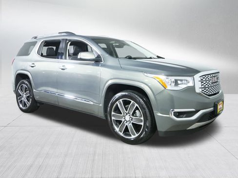 Used 2018 GMC Acadia Denali w/ Technology Package image 1