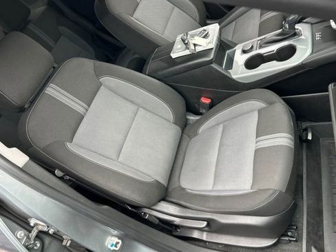 Used 2024 Chevrolet Blazer LT w/ Convenience Package image 13