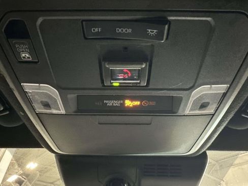 Used 2025 Toyota 4Runner SR5 image 43