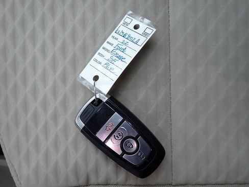 Certified 2022 Ford Escape SE w/ Cold Weather Package image 30