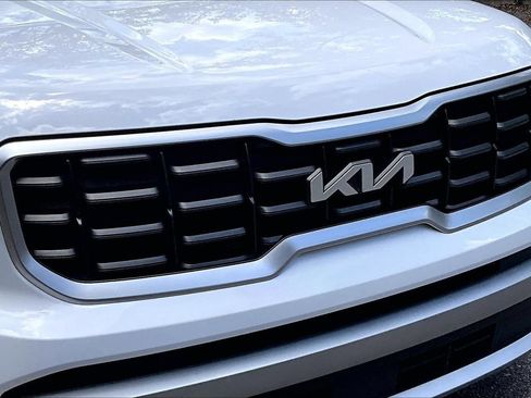 Used 2024 Kia Telluride S AWD/4WD image 33
