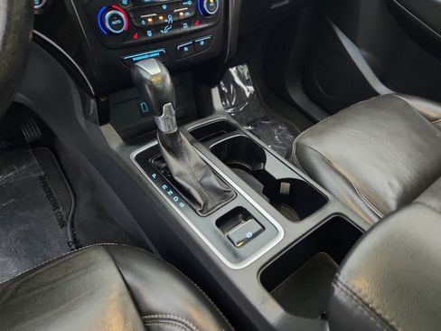 Used 2017 Ford Escape Titanium FWD image 22