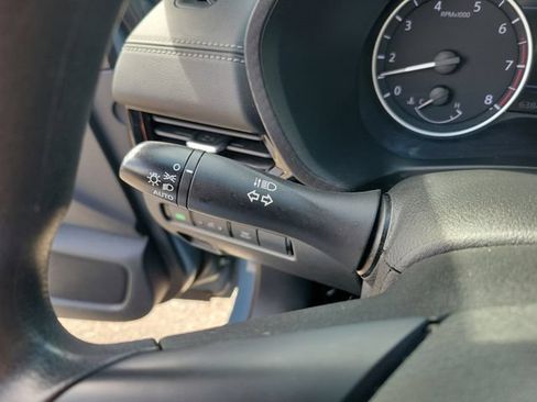 Used 2024 Nissan Sentra SV FWD image 25