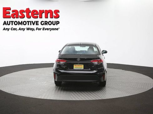 Used 2024 Toyota Corolla LE FWD image 35