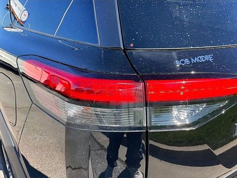 Used 2023 Nissan Pathfinder SL w/ Lighting Package (N92) image 31