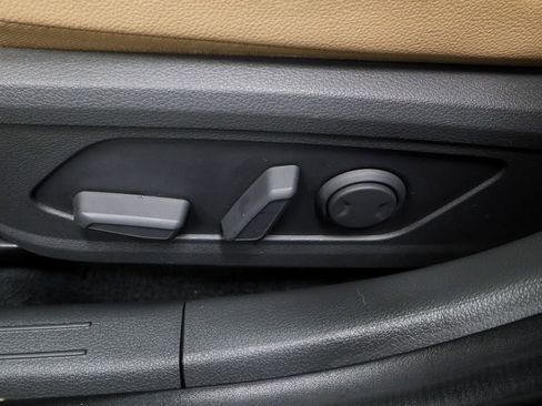 Certified 2025 Hyundai Sonata Limited FWD image 30