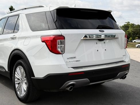 Used 2020 Ford Explorer Limited RWD image 7