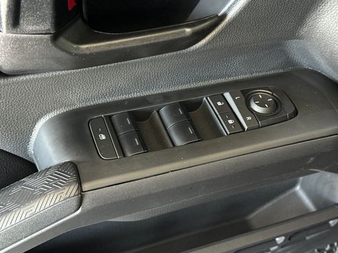 New 2026 Toyota Tacoma SR5 AWD/4WD image 17