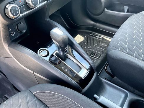 Used 2021 Nissan Kicks S FWD image 16