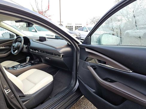 Used 2023 MAZDA CX-30 2.5 Turbo w/ Premium Package image 10