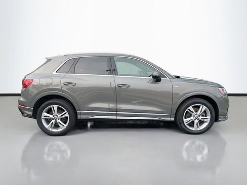 Used 2020 Audi Q3 2.0T Premium w/ Convenience Package image 3