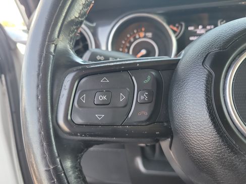 Used 2022 Jeep Wrangler Unlimited Sport AWD/4WD image 25