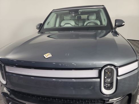 Used 2024 Rivian R1S Adventure AWD/4WD image 35