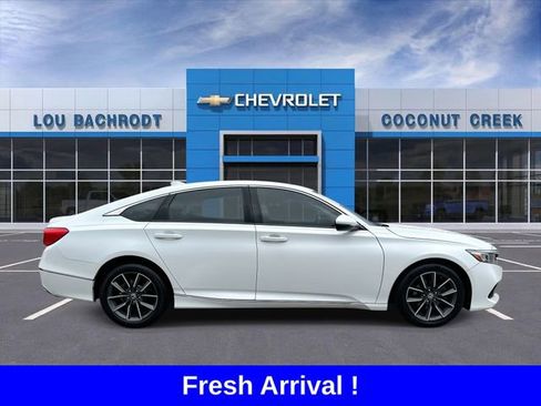 Used 2021 Honda Accord EX-L image 9