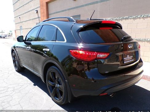 Used 2017 INFINITI QX70 AWD w/ Premium Package image 8