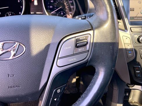 Used 2018 Hyundai Santa Fe Limited AWD/4WD image 25
