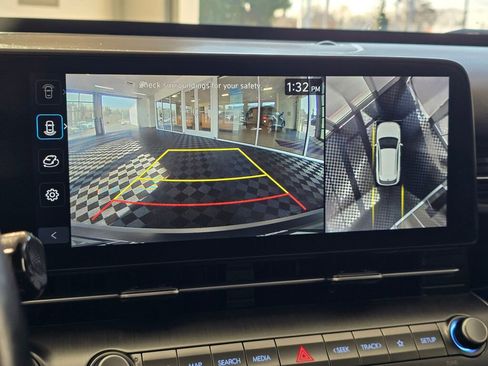 Used 2024 Hyundai Kona Limited image 28