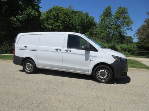 Used 2019 Mercedes-Benz Metris image 5