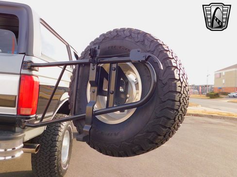 Used 1992 Ford Bronco image 19