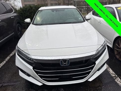 Used 2021 Honda Accord EX image 2