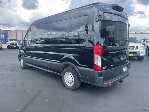 Used 2023 Ford Transit 350 XLT image 3