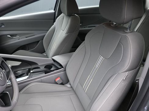 Certified 2026 Hyundai Elantra Sport w/ Cargo Package image 23