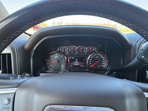Used 2015 GMC Sierra 1500 SLT w/ SLT Crew Cab Value Package AWD/4WD image 18