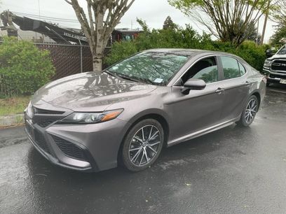 Used 2024 Toyota Camry SE