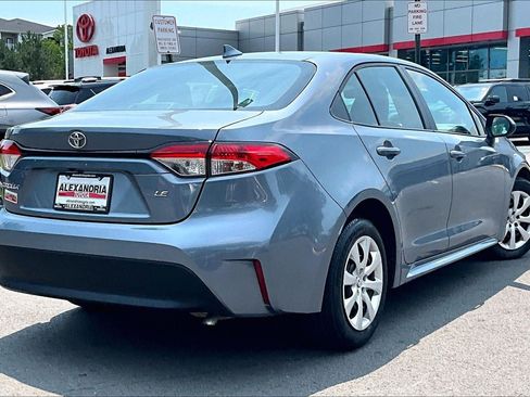 Used 2024 Toyota Corolla LE FWD image 12