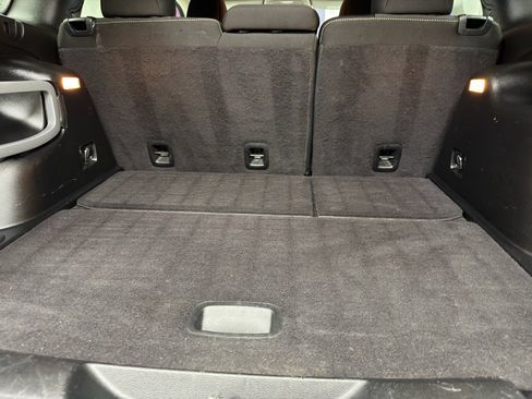 Used 2015 Jeep Cherokee Latitude w/ Cold Weather Group image 38