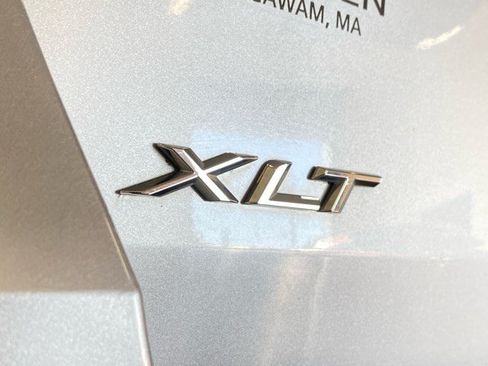 Used 2021 Ford Explorer XLT w/ Equipment Group 202A AWD/4WD image 7