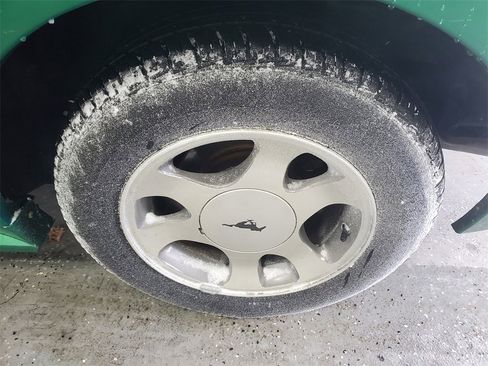 Used 2000 Ford Mustang V6 image 22