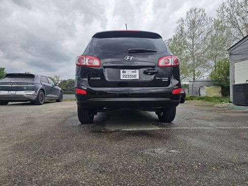 Used 2010 Hyundai Santa Fe SE image 13