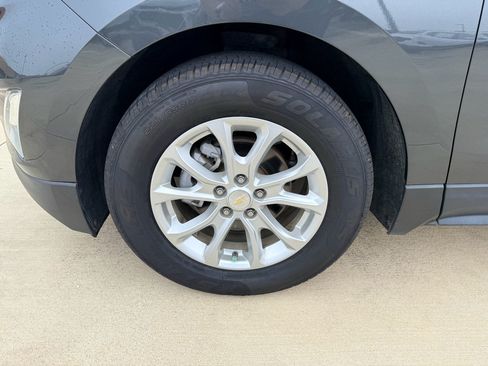 Used 2021 Chevrolet Equinox LT FWD image 30