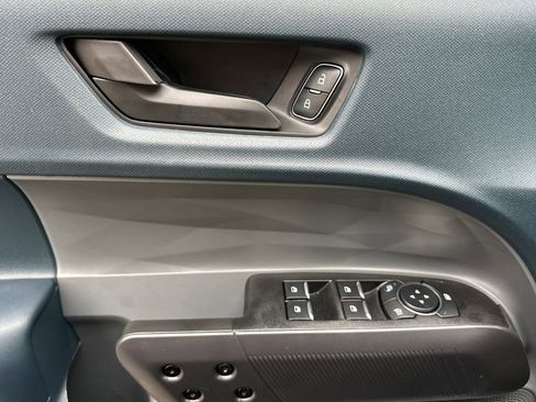 New 2025 Ford Maverick XLT w/ XLT Luxury Package image 9